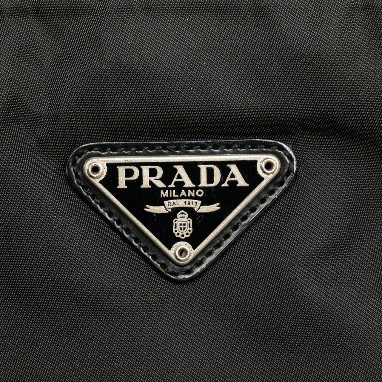Prada Tessuto Zip Top Crossbody Zwart