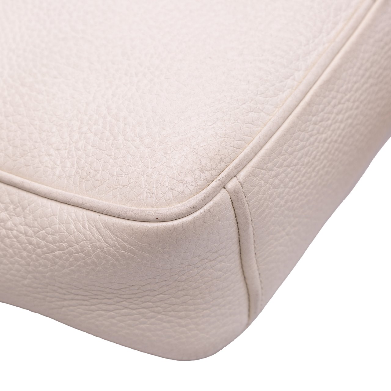 Prada Vitello Daino Camera Bag Wit