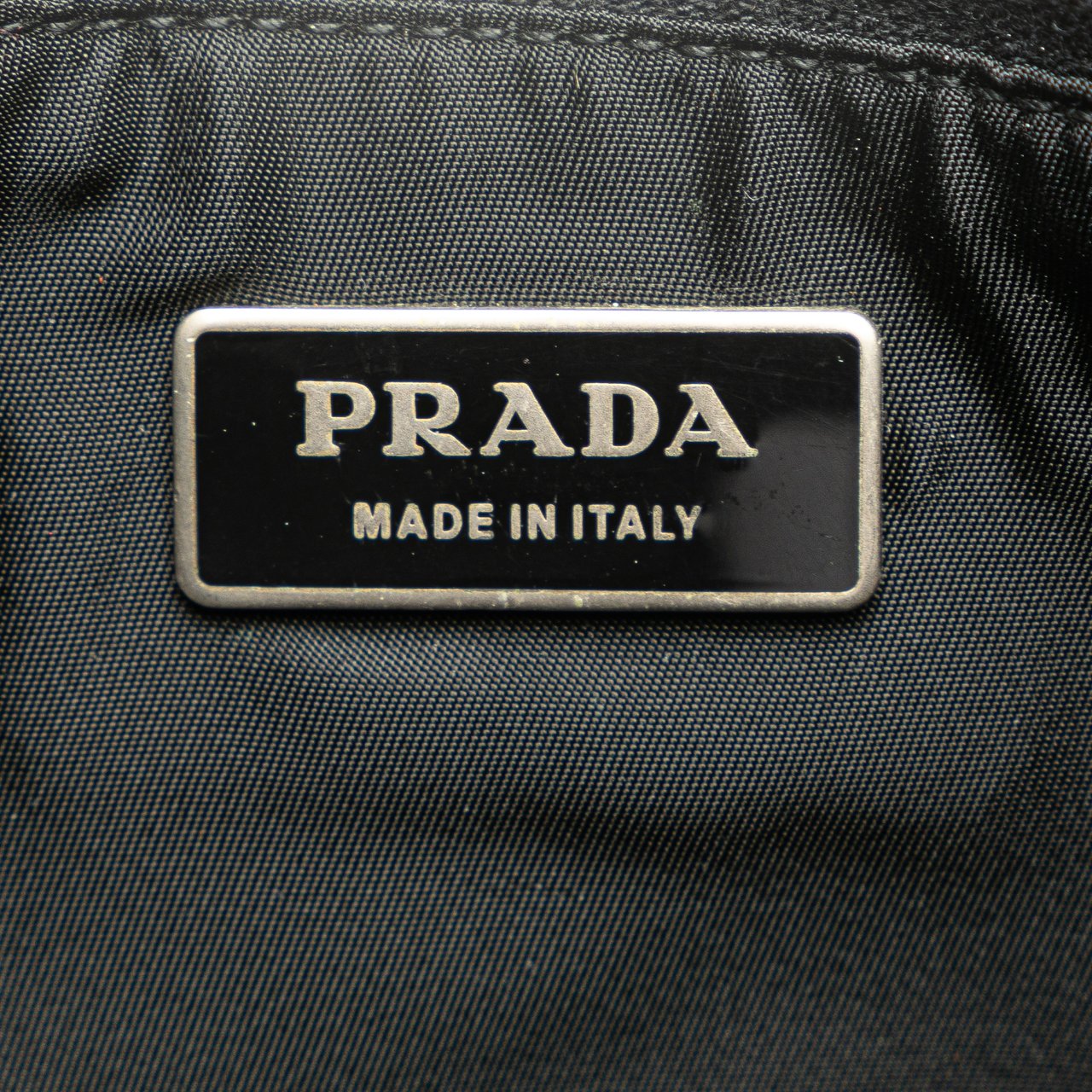 Prada Tessuto Multi Pocket Belt Bag Zwart