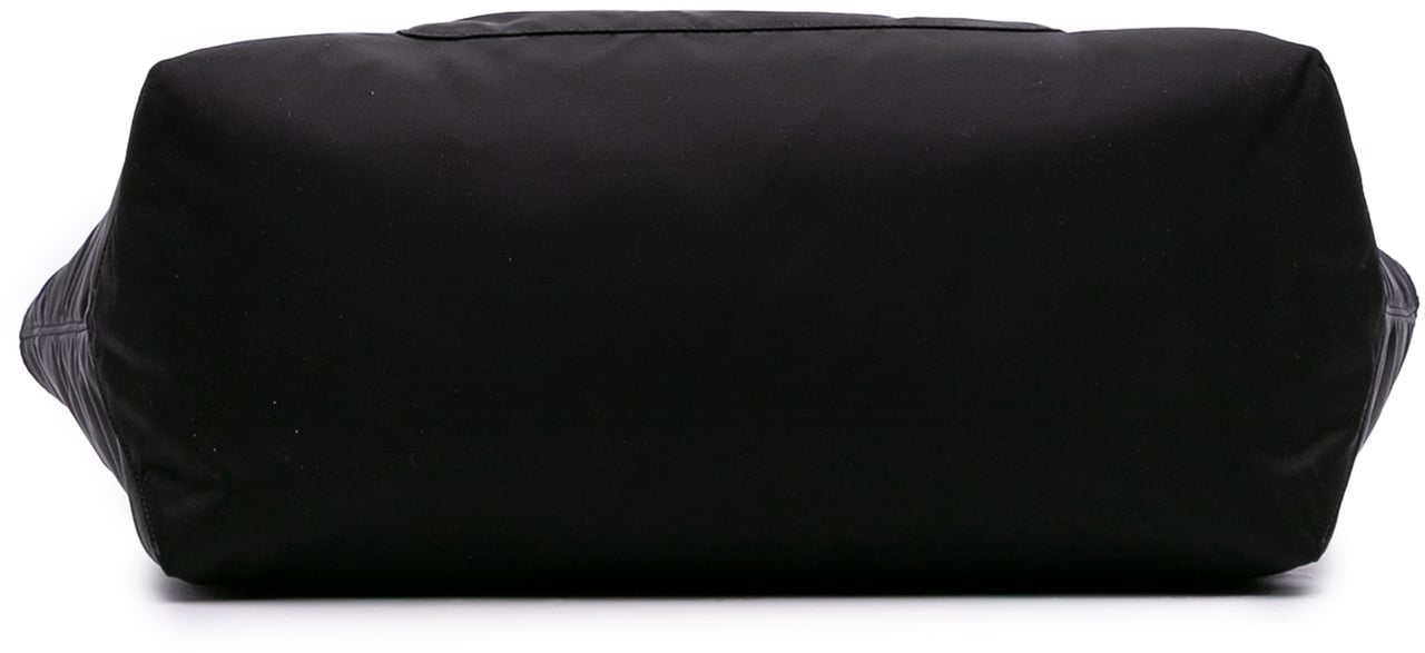 Prada Medium Saffiano Trimmed Re Nylon Re Edition 1978 Tote Zwart