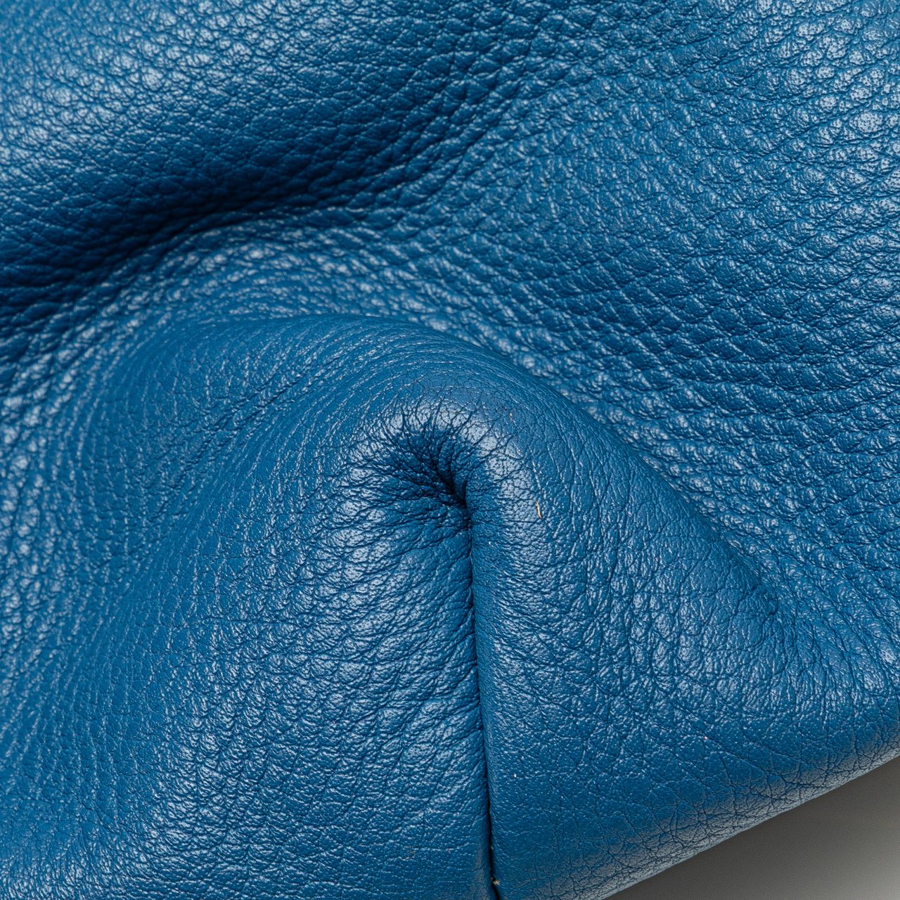 Prada Vitello Daino Canapa Open Convertible Tote Blauw