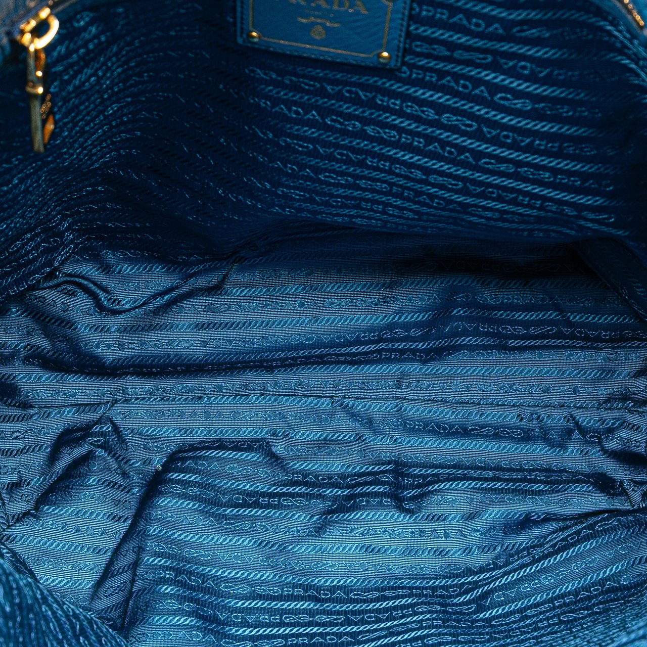 Prada Vitello Daino Canapa Open Convertible Tote Blauw