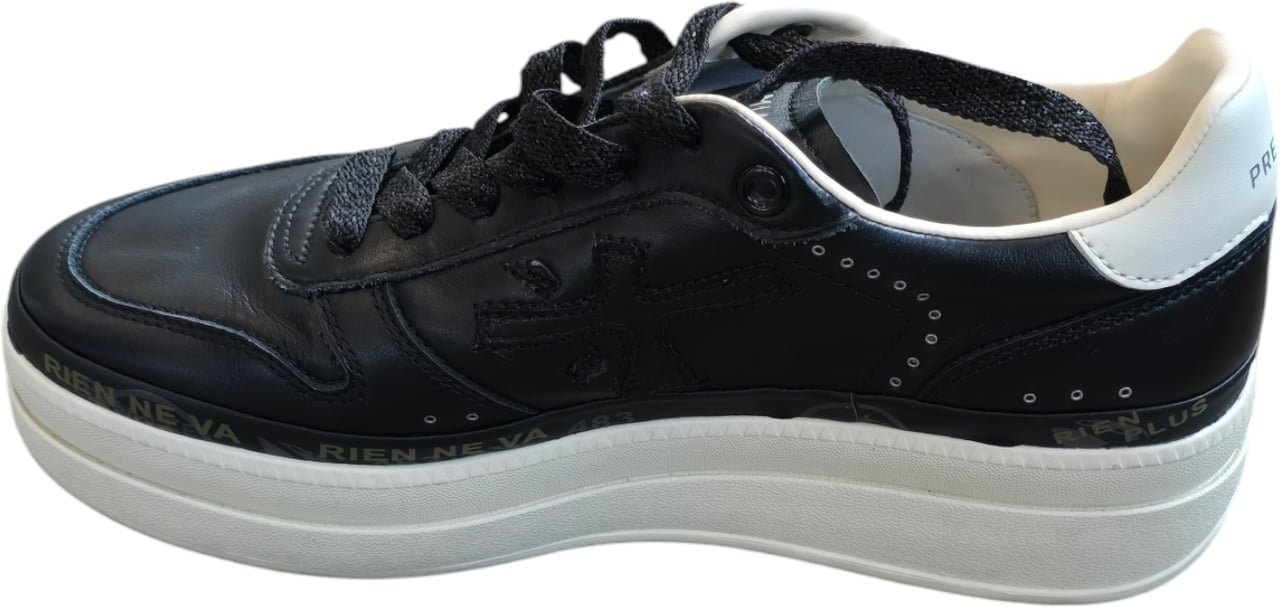 Premiata Sneakers cuir noir rivets semelle écru Micole Premiata Femme M7041 baskets Zwart