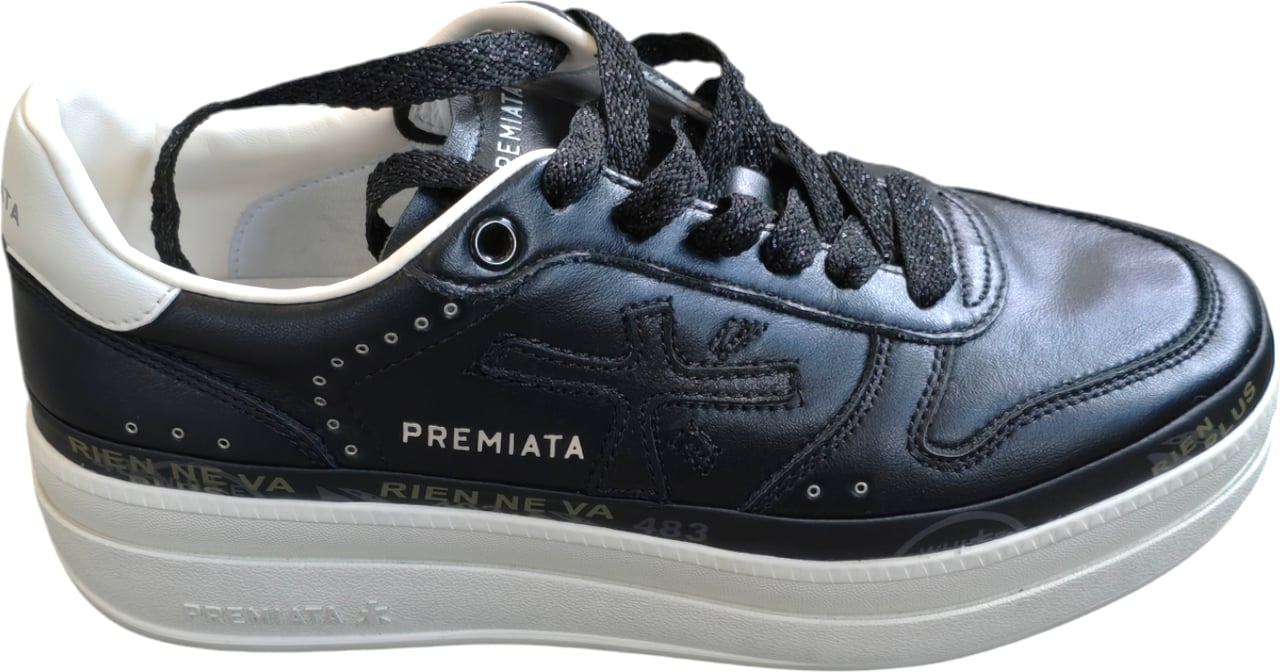 Premiata Sneakers cuir noir rivets semelle écru Micole Premiata Femme M7041 baskets Zwart