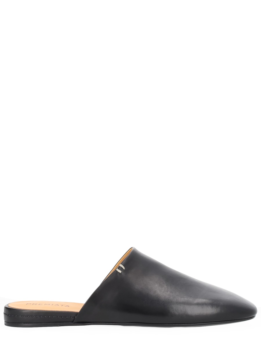 Premiata Polished Black Calfskin Pointed Sabot Zwart
