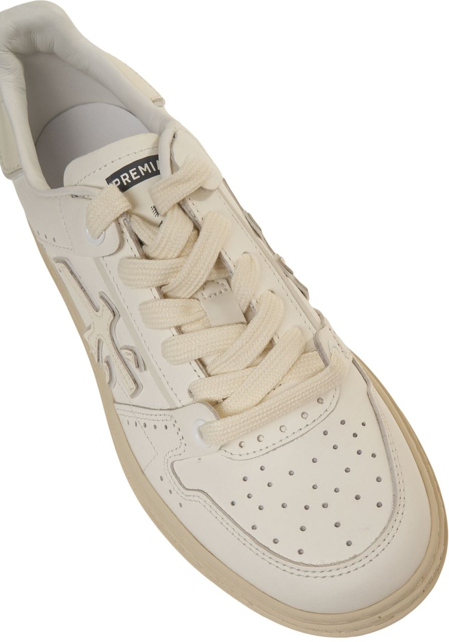 Premiata Sneakers 'Quinn' Wit