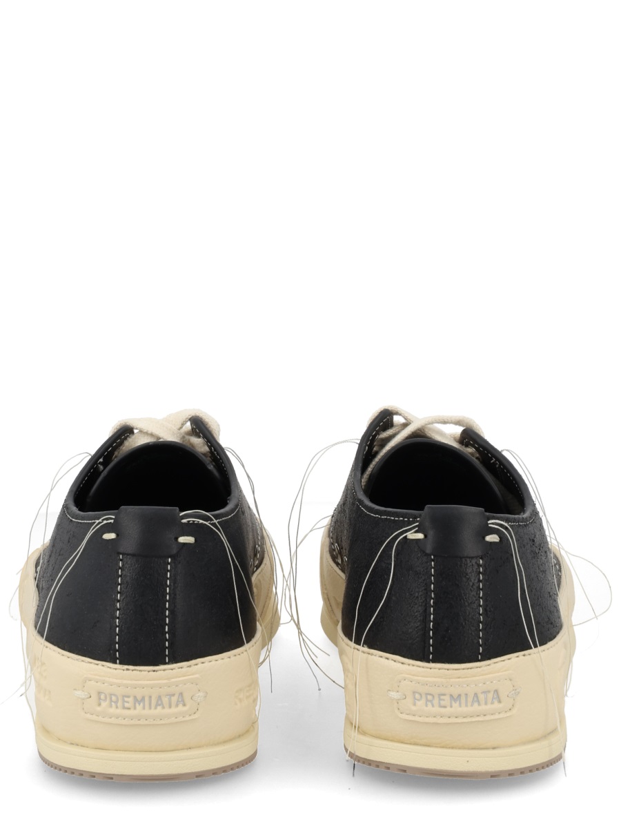 Premiata Vincent Black Calfskin Low Sneakers Neutraal