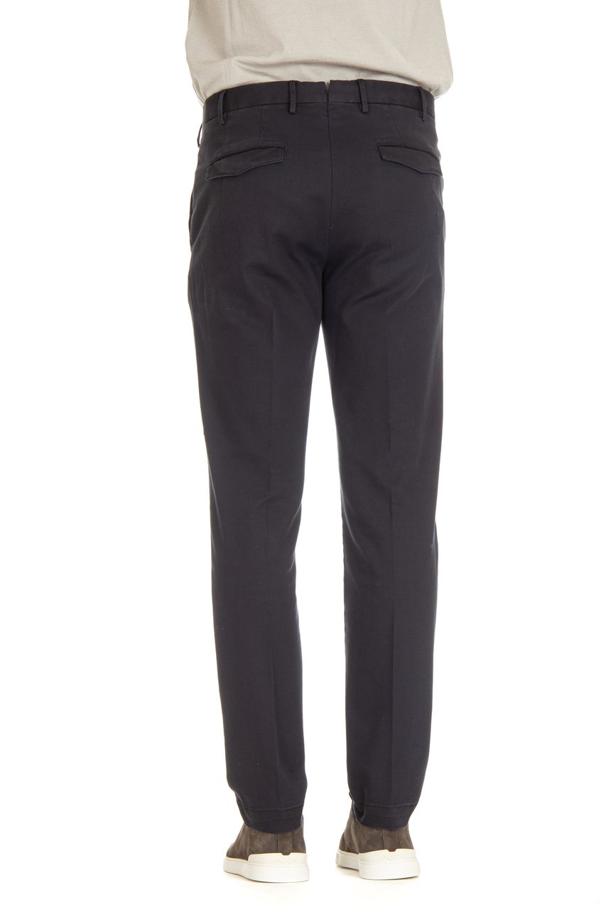 PT Torino Micro-Structure Cotton-Lyocell Master Fit Trousers Zwart