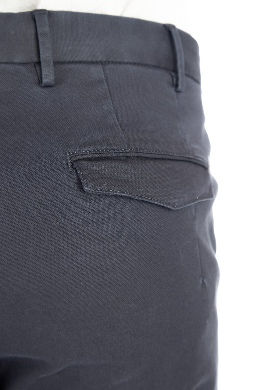 PT Torino Micro-Structure Cotton-Lyocell Master Fit Trousers Zwart