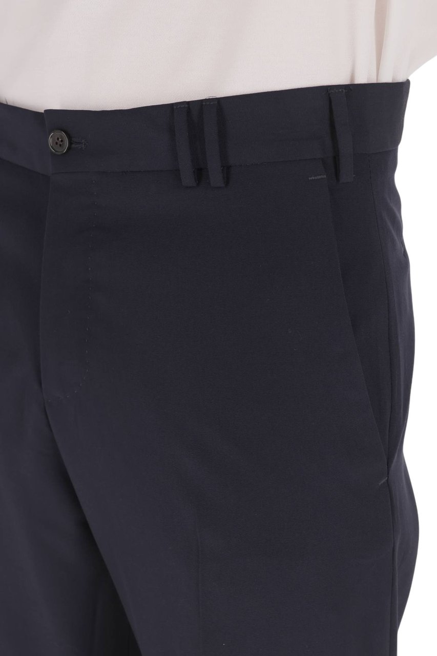 PT Torino Straight Fit Fresco Lana Trousers with Tailored Silhouette Zwart