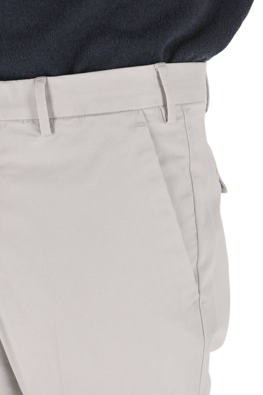 PT Torino Tailored Cotton Trousers with Délavé Effect and Versatile Design Grijs
