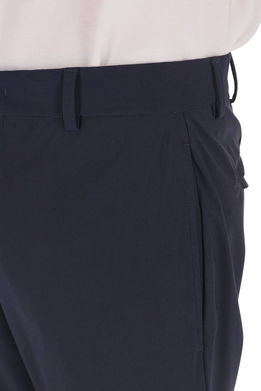 PT Torino Superlight Epsilon Fit Trousers with Minimalist Design Blauw