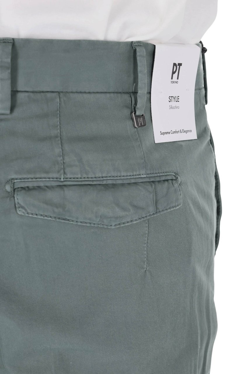 PT Torino Silkochino Garment-Dyed Master Chino Pants Groen