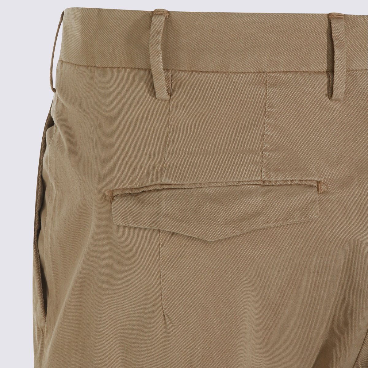PT Torino Straight-Leg Trousers With Classic Design And Tailored Finish Bruin