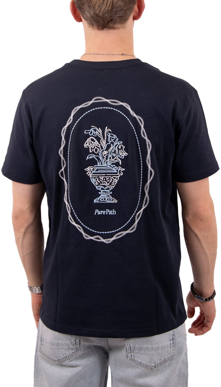 Pure Path Embroidered Vase T-Shirt Blauw