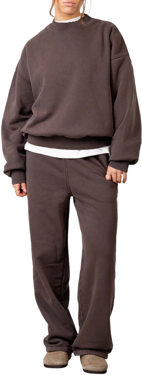 Quotrell Blank Crewneck | Washed Brown Bruin