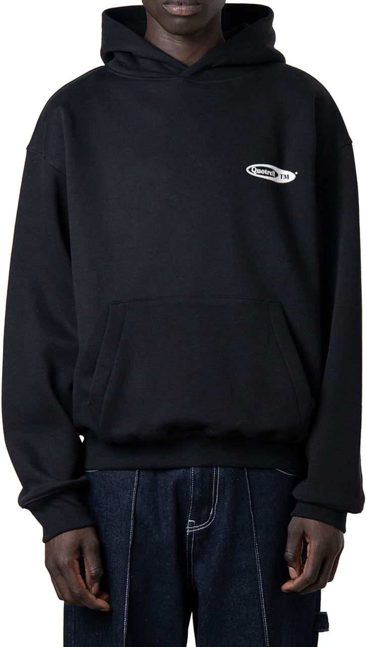 Quotrell Emblem Hoodie | Black/white Zwart