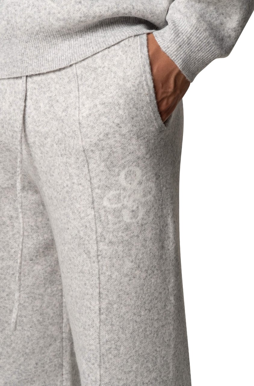 Quotrell Insignia Knitted Pants | Light Heather Melee Grijs