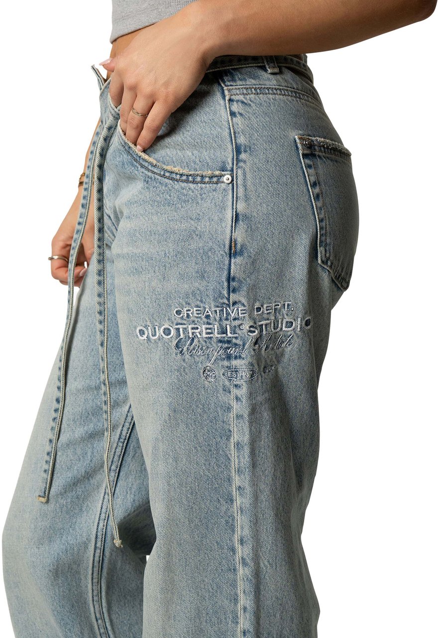 Quotrell Mae Straight Leg Jeans | Light Blue Blauw