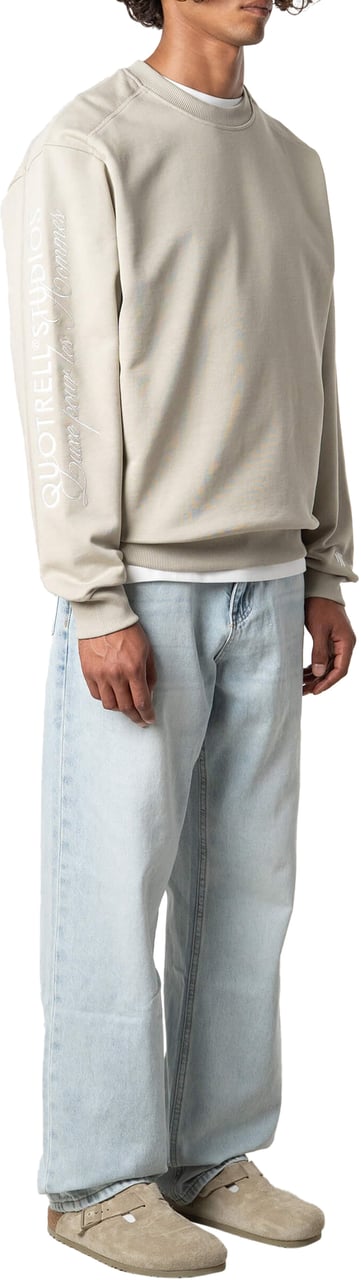 Quotrell Command Crewneck | Greige Beige