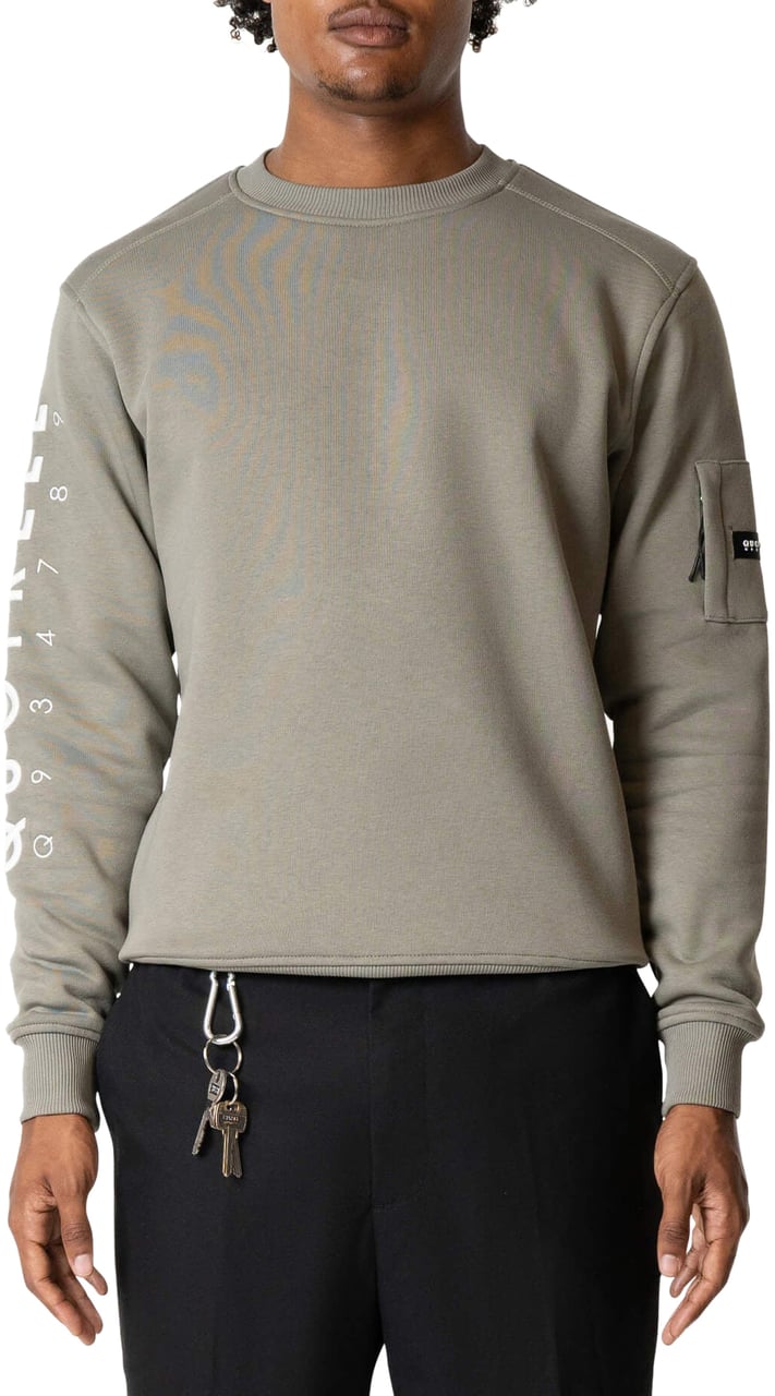 Quotrell Defender Crewneck | Faded Olive/white Groen