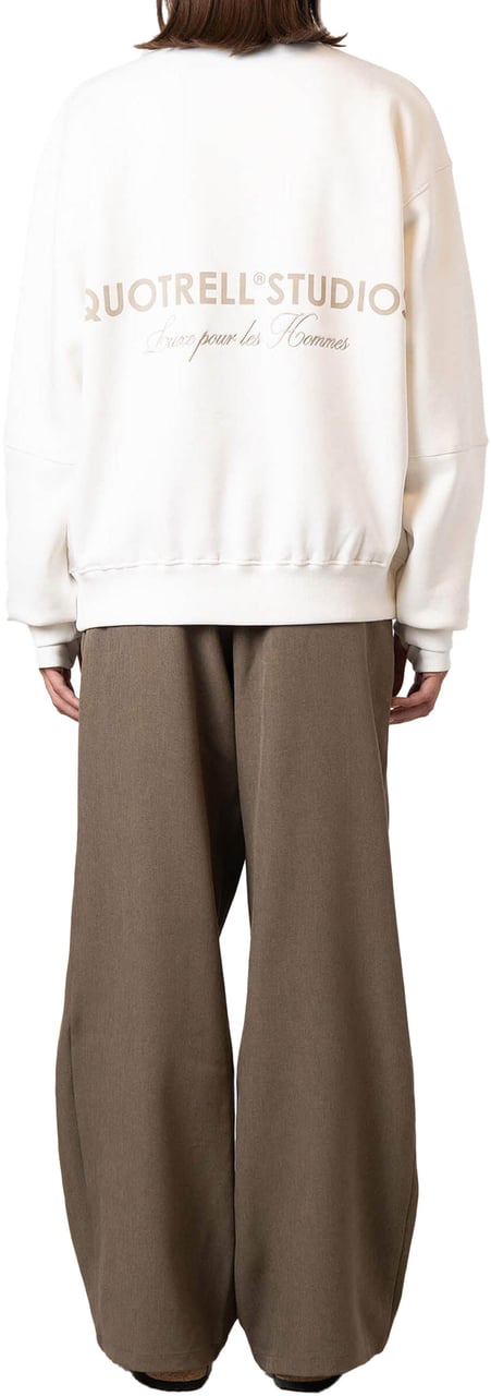 Quotrell Studios Sweater Divers
