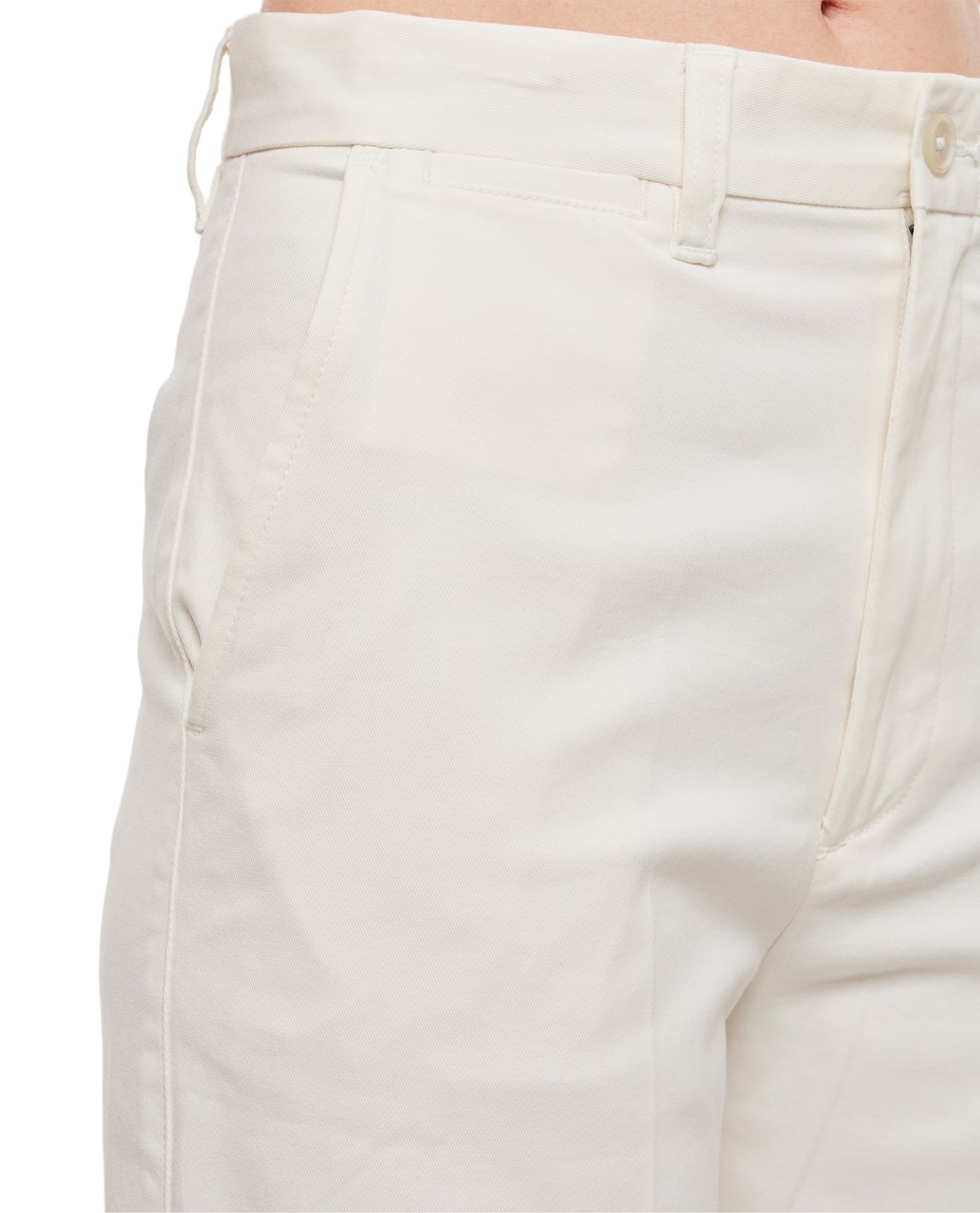 Ralph Lauren High-Waisted Wide-Leg Chinos with Minimalist Design Wit