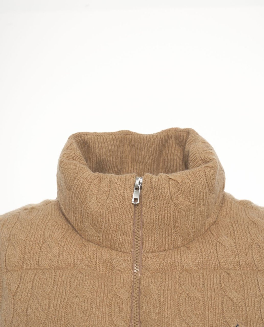 Ralph Lauren Quilted vest with cable knit pattern Beige
