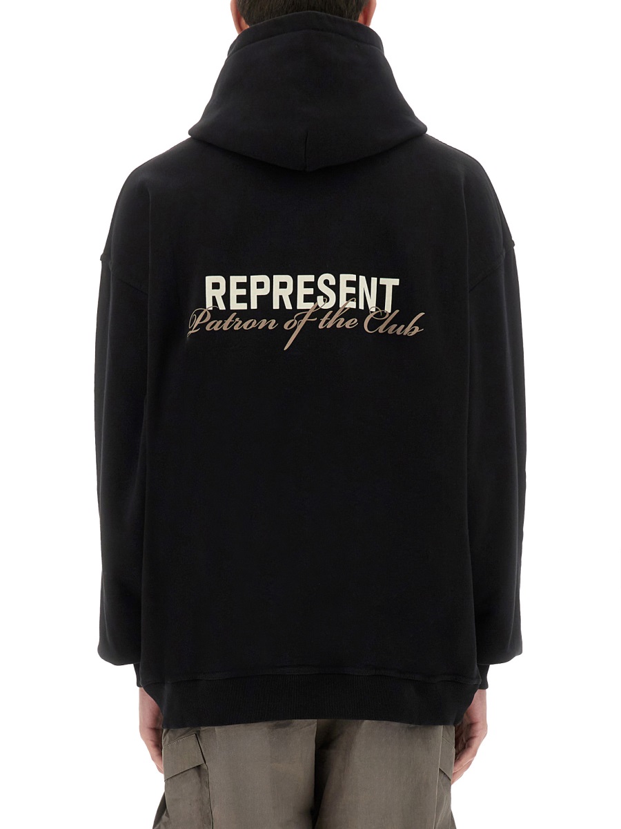 Represent Relaxed-Fit Black Hoodie With Bold Graphic Zwart