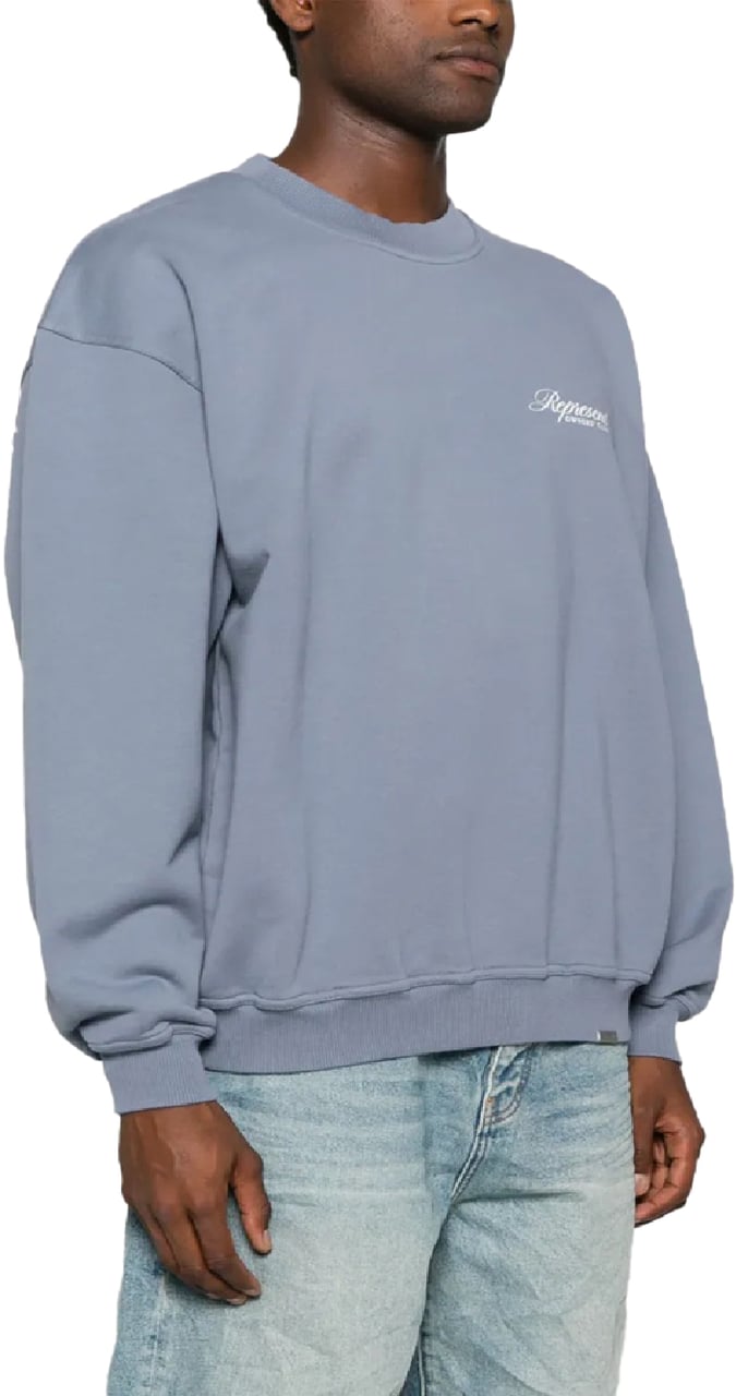Represent owners club script sweater divers Divers