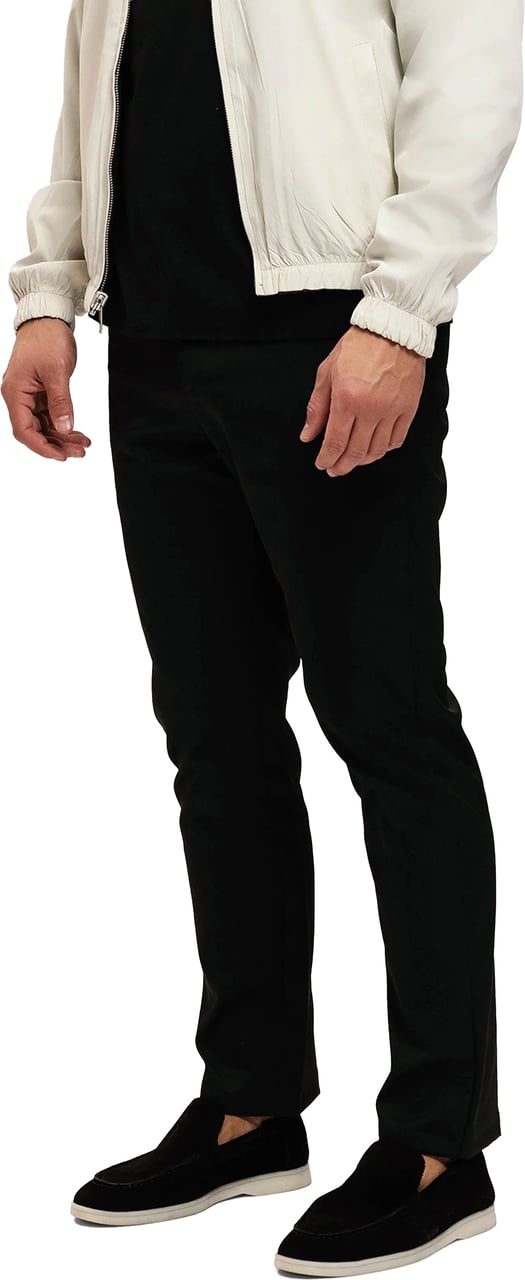 Richesse ESSENTIALS SMARTS PANTS BLACK Zwart