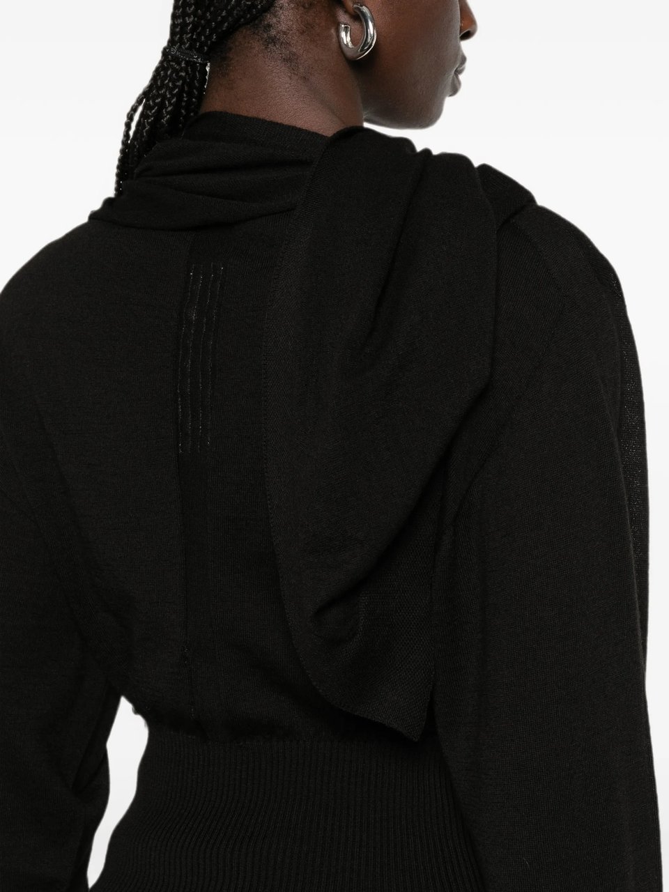 Rick Owens Cropped Black Long-Sleeved Top with Scarf-Inspired Neckline Zwart