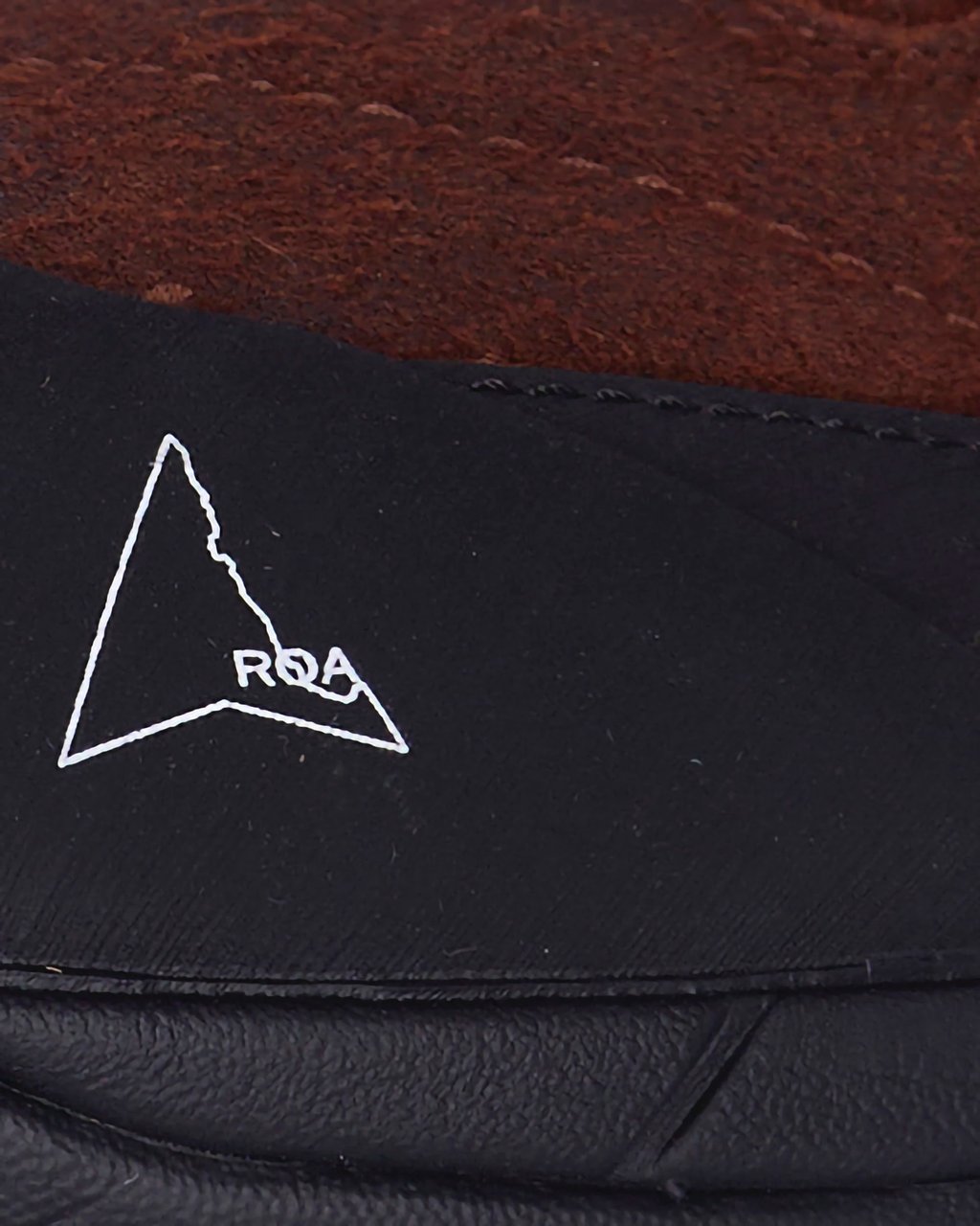 ROA Sneakers Rust/Black Bruin
