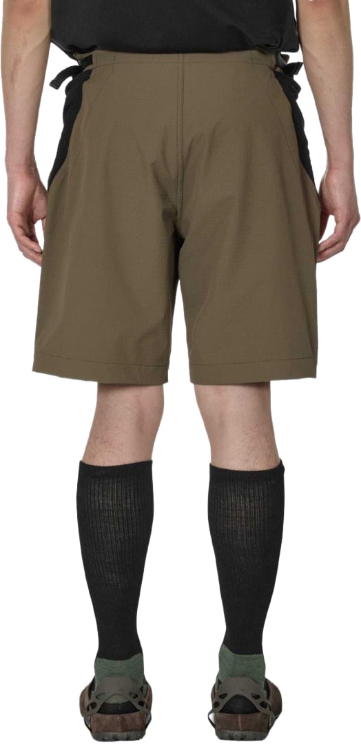 ROA Knee-Length Utilitarian Hiking Shorts With Hidden Closure And Adjustable Buckle Bruin