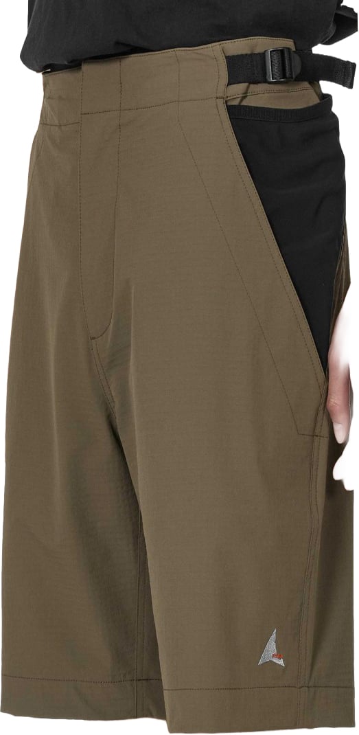 ROA Knee-Length Utilitarian Hiking Shorts With Hidden Closure And Adjustable Buckle Bruin
