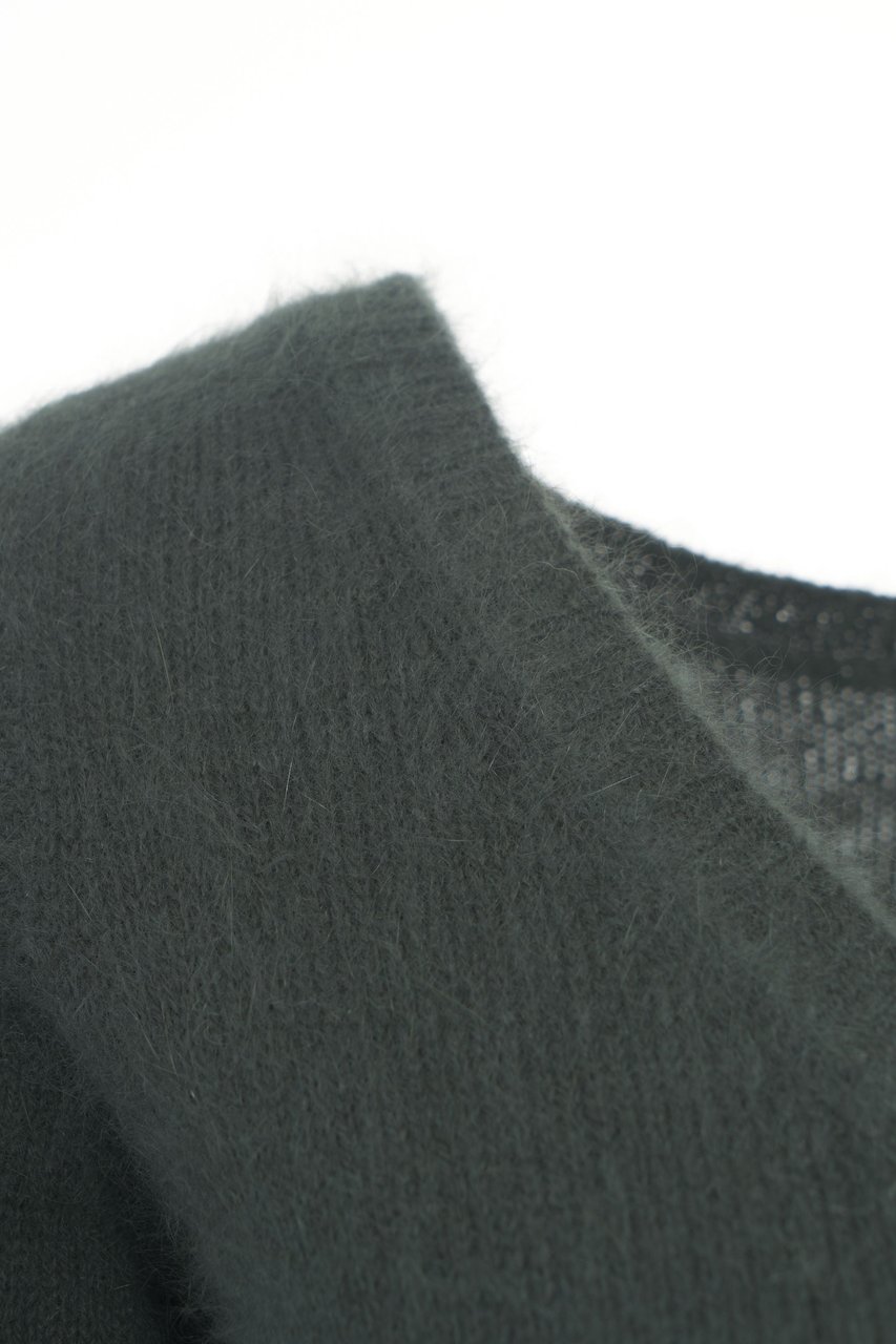Roberto Collina Knitted Sweater with V-Neck Groen