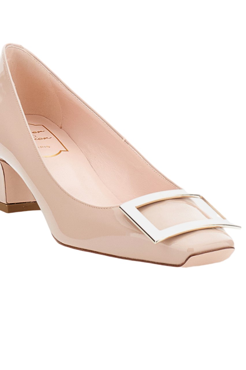 Roger Vivier Patent-Finish Pointed Toe Pumps with Metallic Buckle Neutraal
