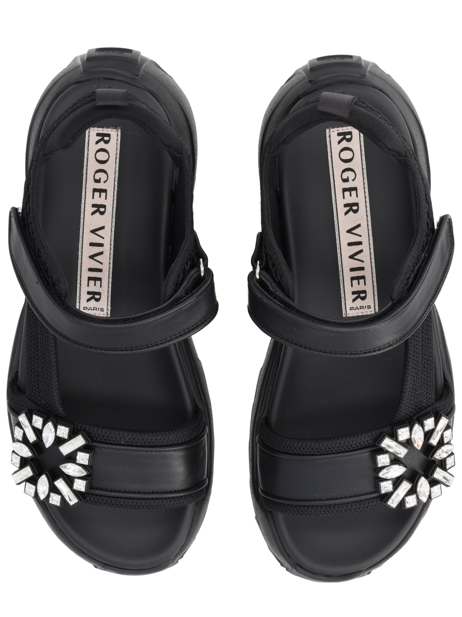 Roger Vivier Viv On The Run Crystal Straps Sandals Zwart
