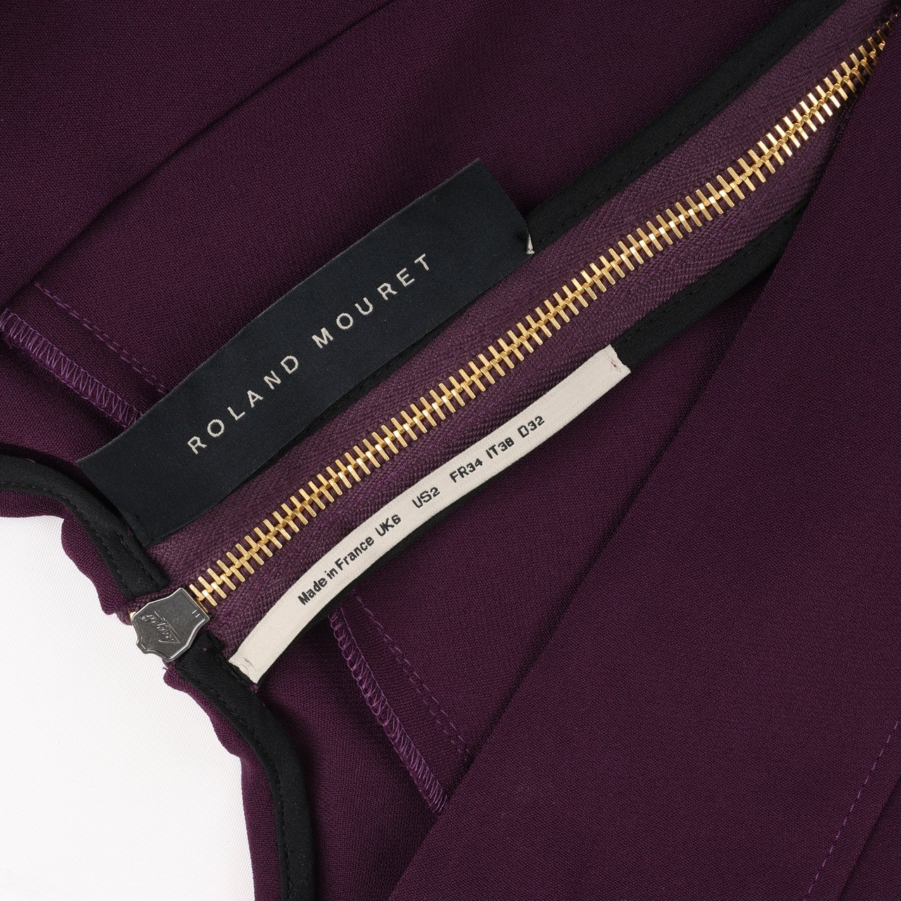 Roland Mouret Roland Mouret Deep V-Neck Fitted Midi Dress in Plum – EU 34 Paars