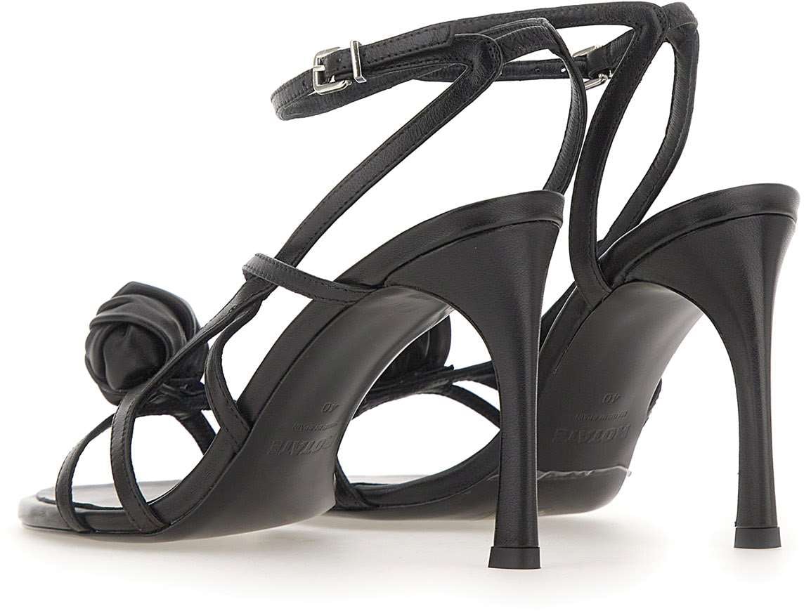 Rotate With Heel Black Zwart