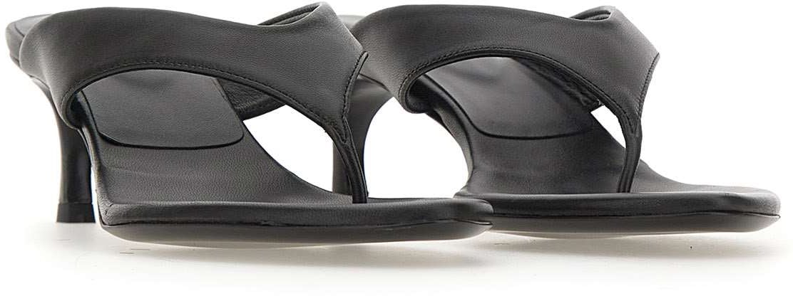 Rotate With Heel Black Zwart