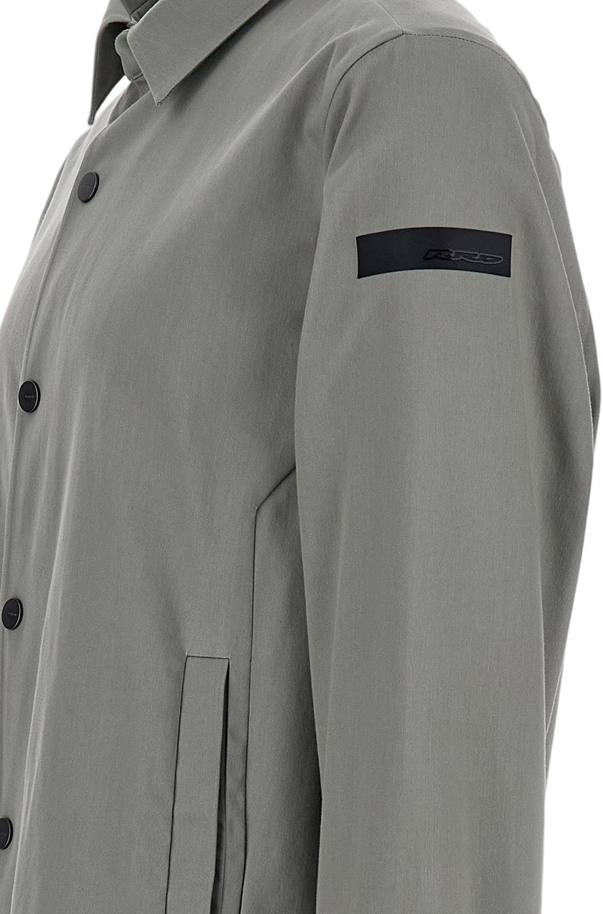 RRD Loose-Fitting Green Jacket With Front Button Closure And Subtle Logo Groen