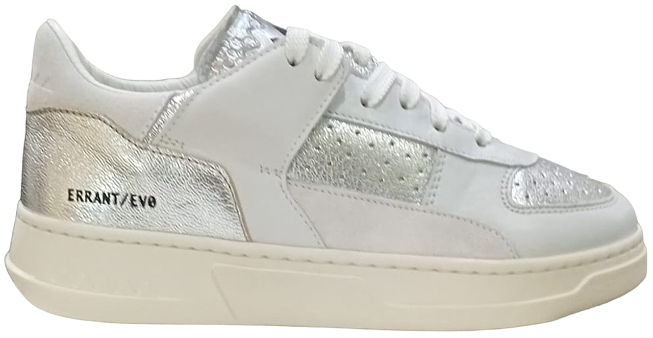 Run Of Sneakers White Wit