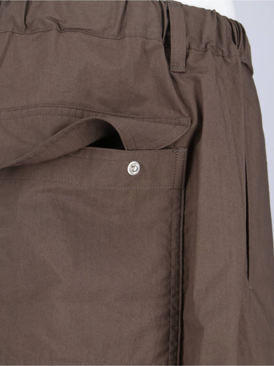 Sacai Cargo Pants – Taupe Neutraal