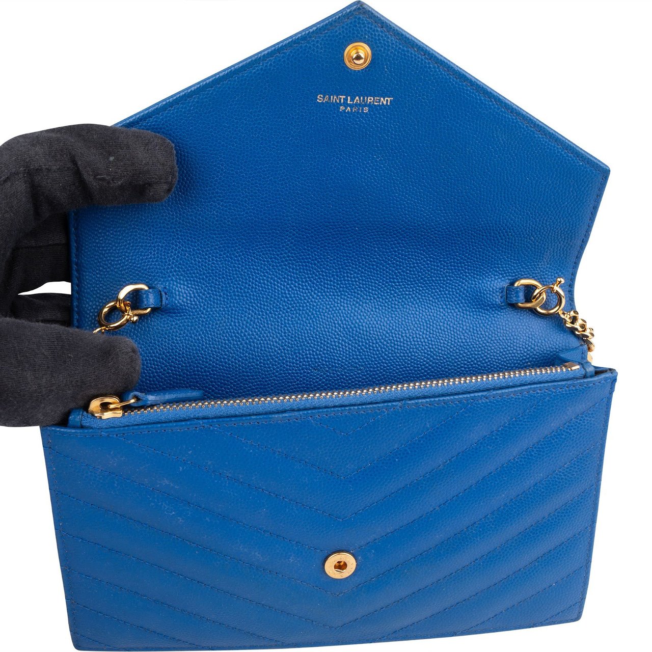 Saint Laurent Saint Laurent Chevron Grain de Poudre Wallet On Chain Crossbody Bag Blauw