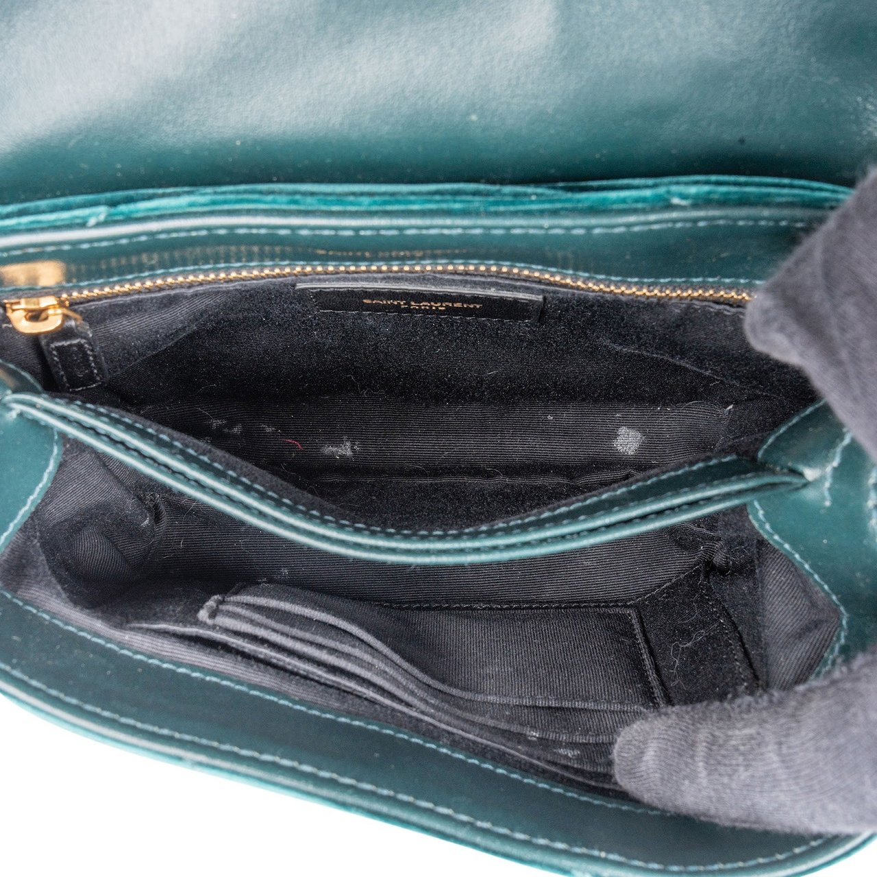 Saint Laurent Saint Laurent Velvet Loulou Toy Crossbody Bag Donkergroen