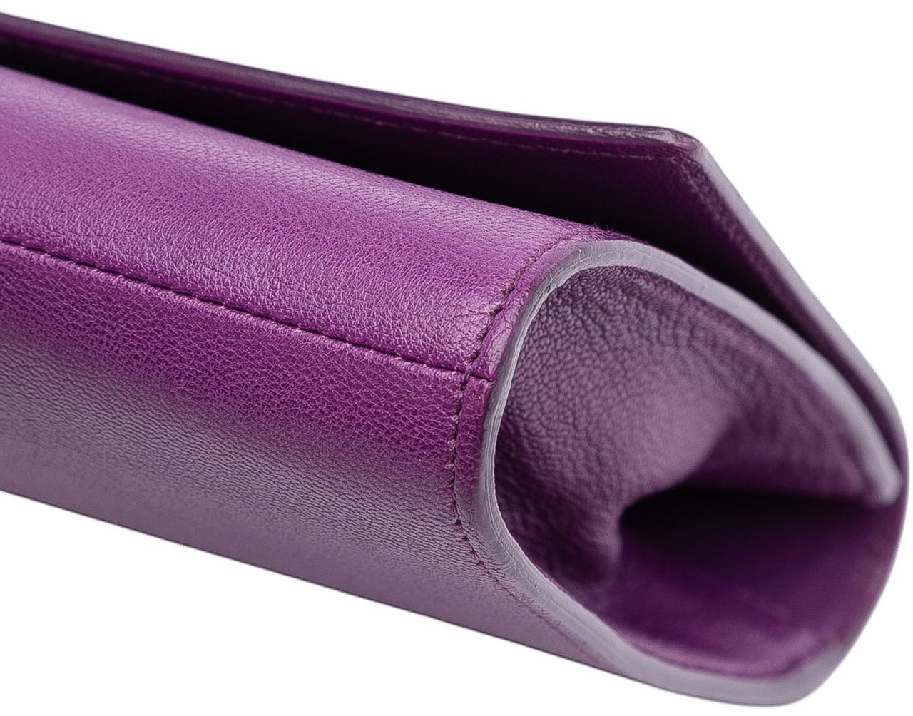 Saint Laurent Large Leather Belle de Jour Clutch Paars