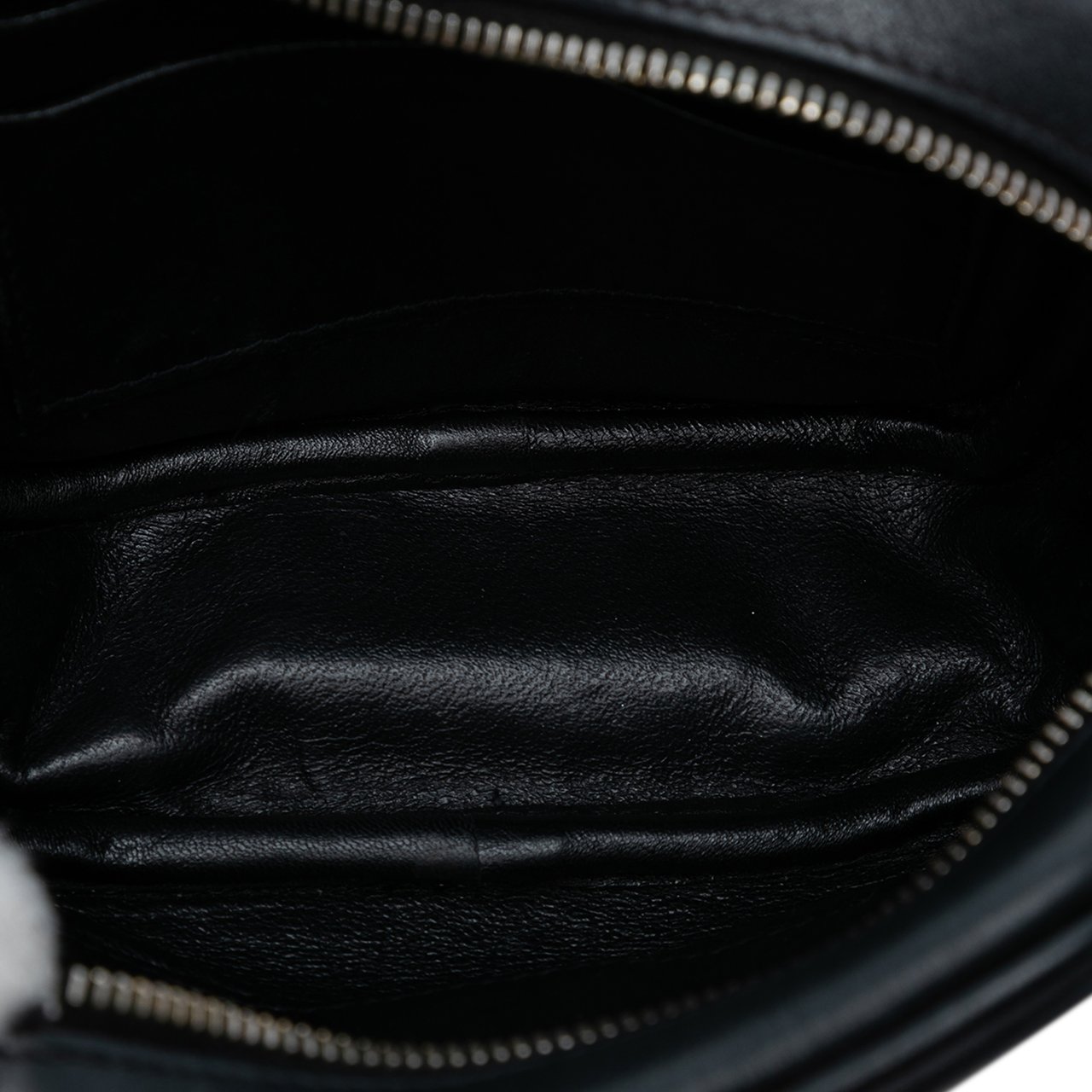 Saint Laurent Calfskin Monogram Blogger Bag Zwart