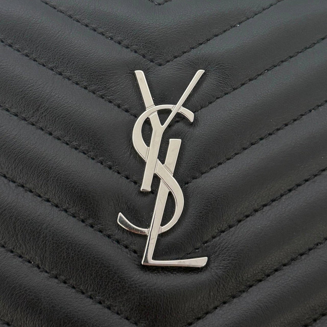 Saint Laurent Saint Laurent Cassandre Matelassé quilted leather document holder Black / very good Zwart