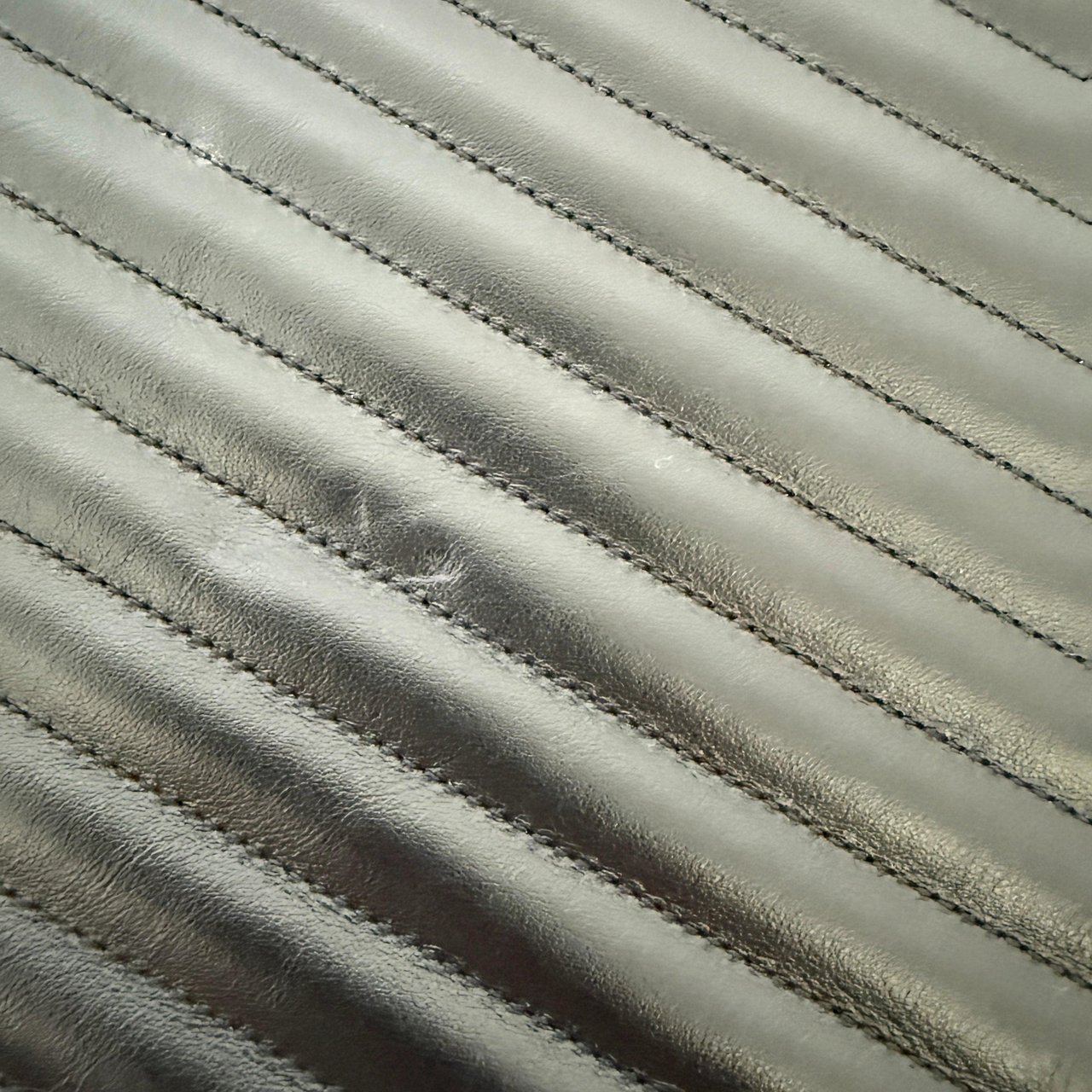 Saint Laurent Saint Laurent Cassandre Matelassé quilted leather document holder Black / very good Zwart